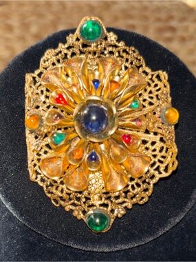 1930’s Czech 3D filigree Multicoloured brooch